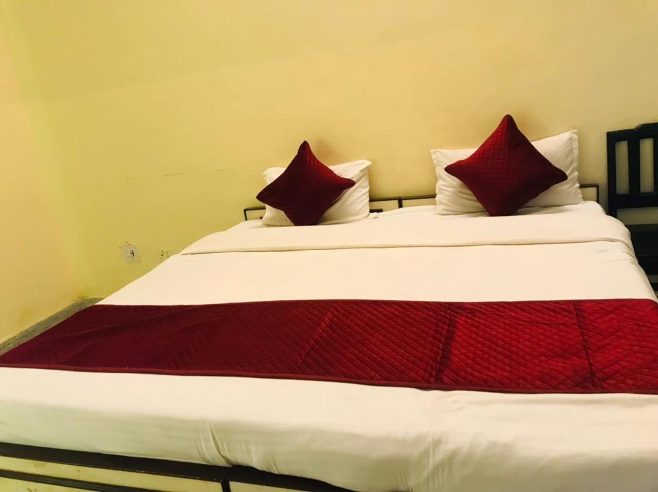 Hotel Green Haveli - A Heritage And Hill View Hotel , Pushkar Extérieur photo