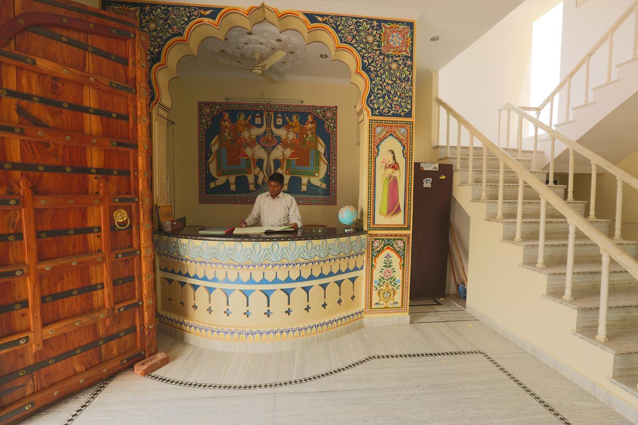 Hotel Green Haveli - A Heritage And Hill View Hotel , Pushkar Extérieur photo